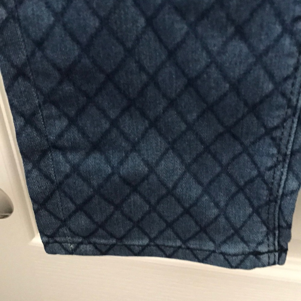 Patterned Jeans - Picture 4 of 5